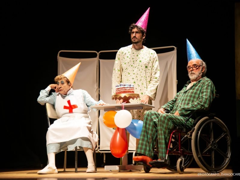 Peça de Teatro: Irineu